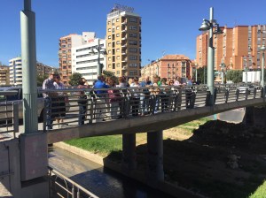 2017-05-06 Puente de la Misericordia. Al fondo el barrio del Perchel