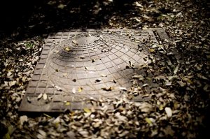 Logo de la expo de Sevilla. Alcantarilla